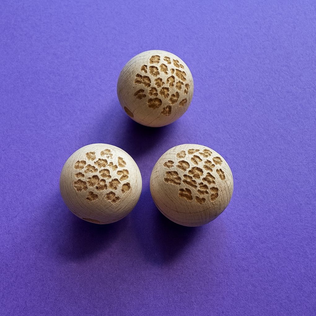 Holzperle graviert Leo 20mm