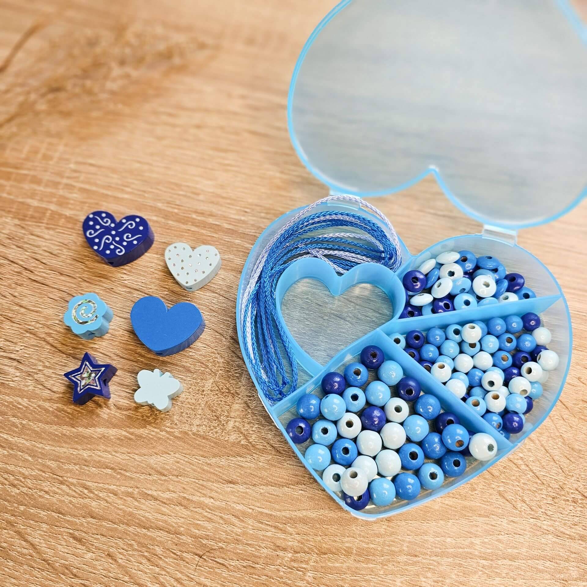 Holzperlen-Mix Herzbox "blau"