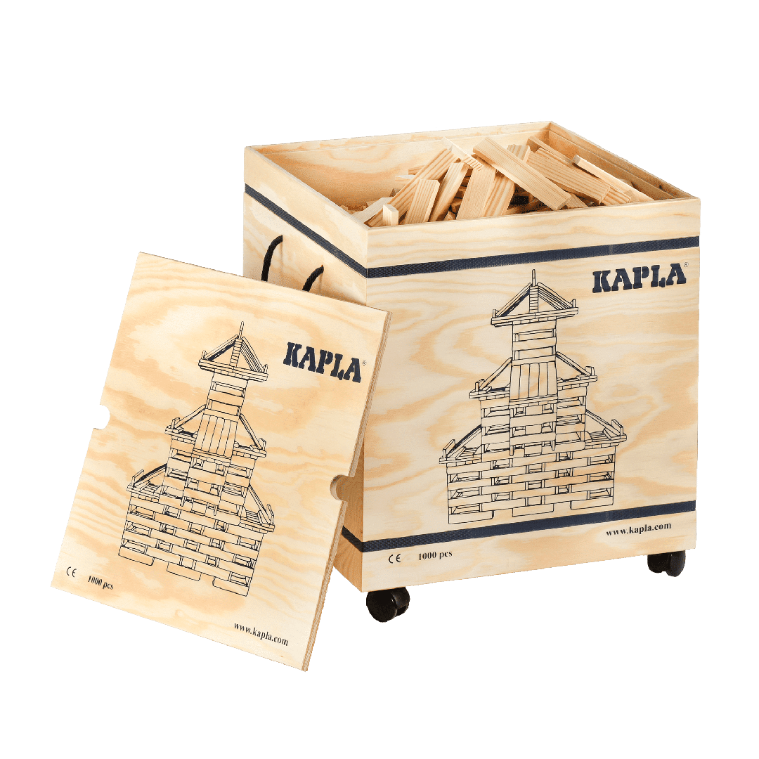 Kapla - Kapla Pinienholzbox mit 1000 Pinienholzplättchen Kapla - Kapla Pinienholzbox mit 1000 Pinienholzplättchen