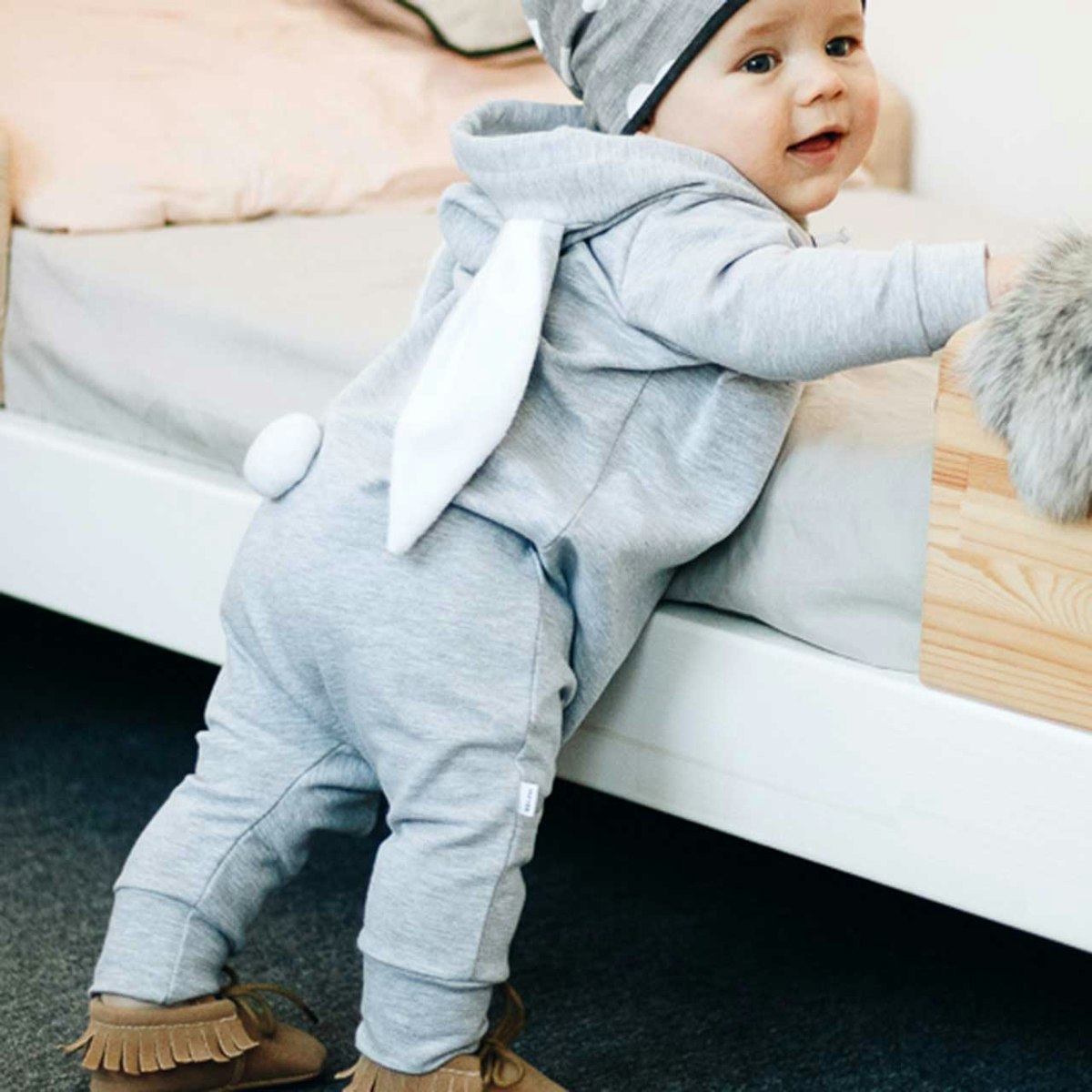 Kapuzen Overall Häschen in hellgrau 86/92