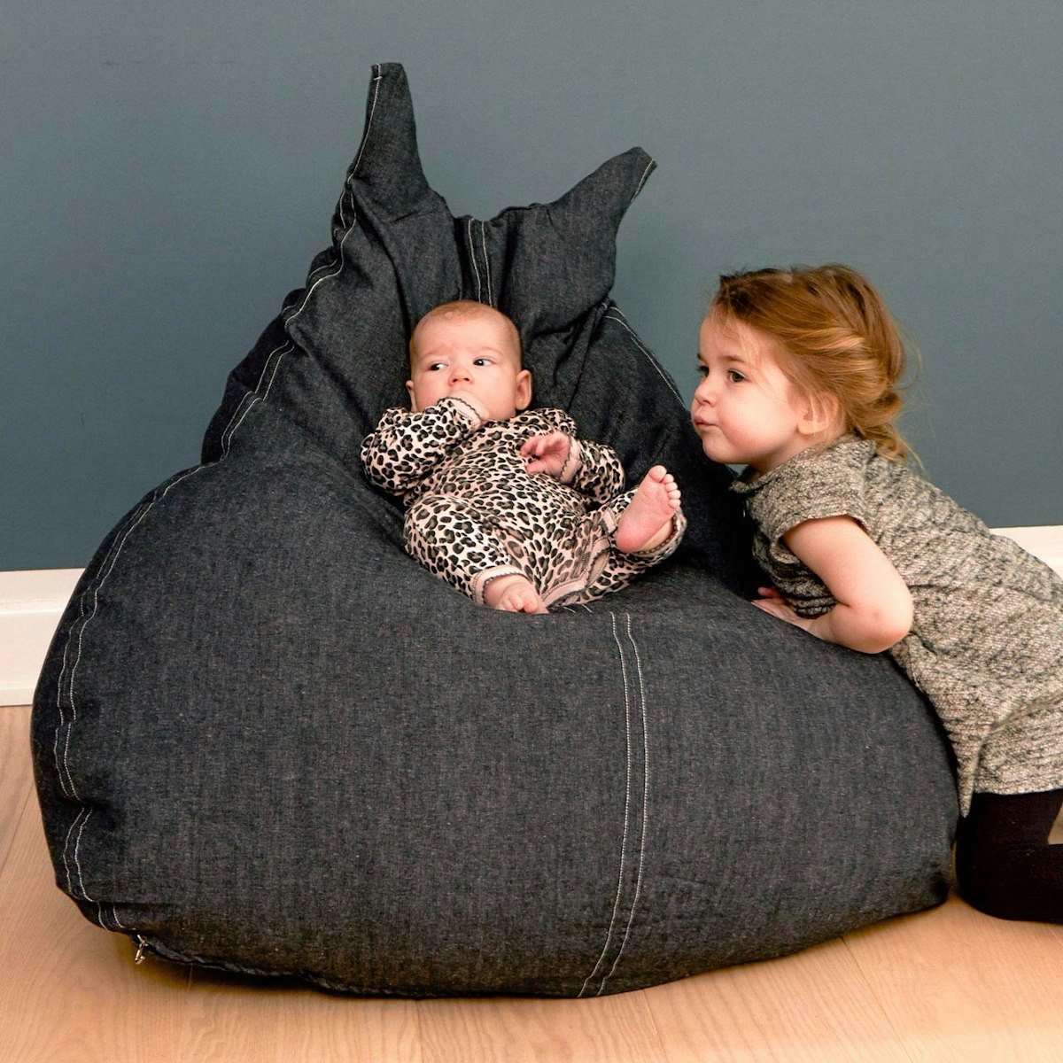 Kinder Sitzsack 90 x 100 x 80 cm - anthrazit