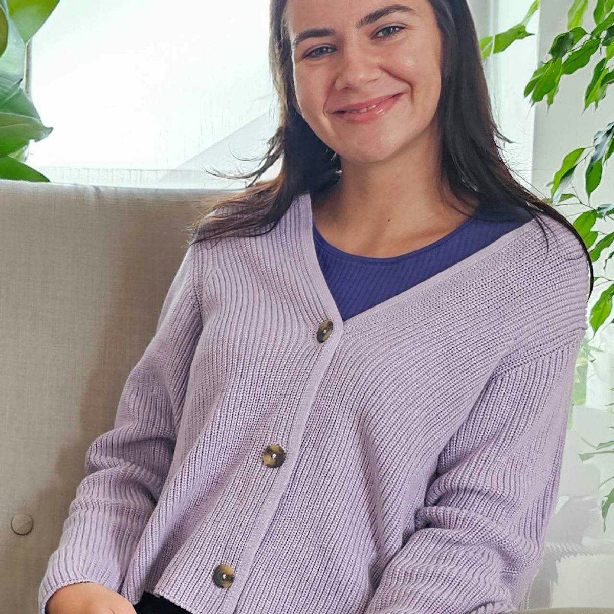 Kurze Damen Strickjacke flieder melange M