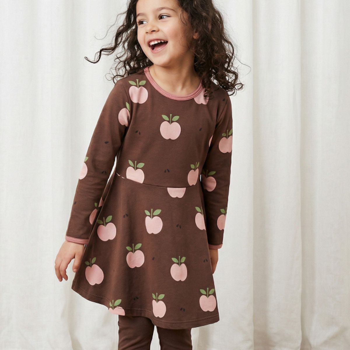 Langarm Flatterkleid Apfel braun 110/116