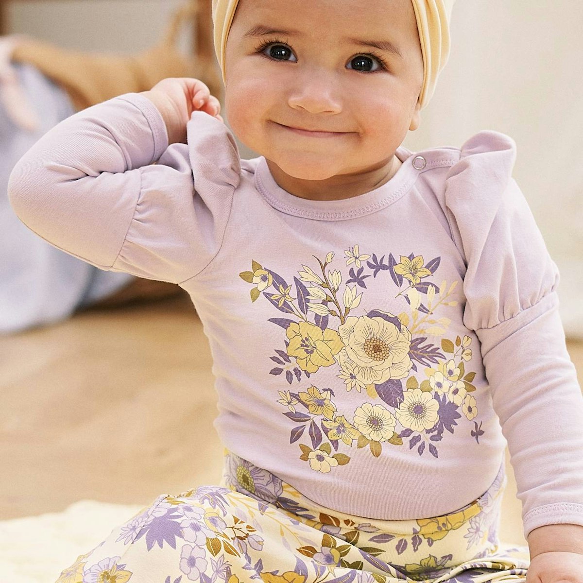 Langarmbody Puffärmel Blumenprint helllila 74