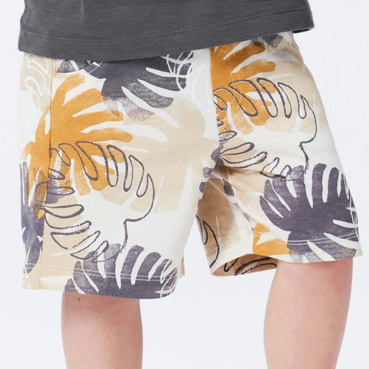 Leichte Jersey Blätter Shorts beige 92/98