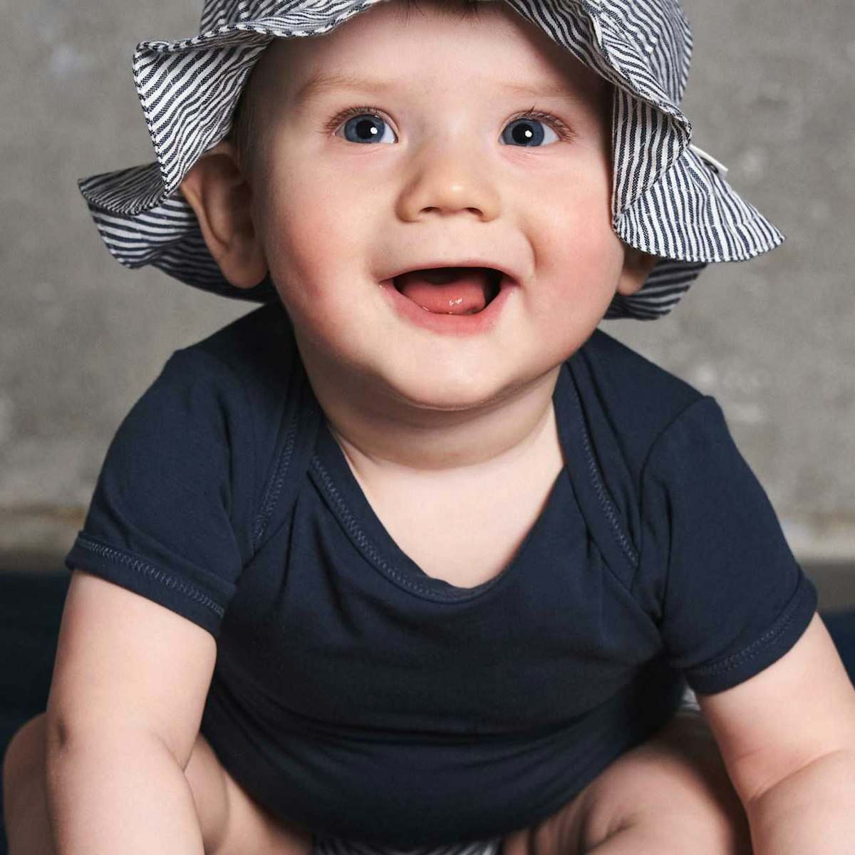 Leichter Body kurzarm navy 74