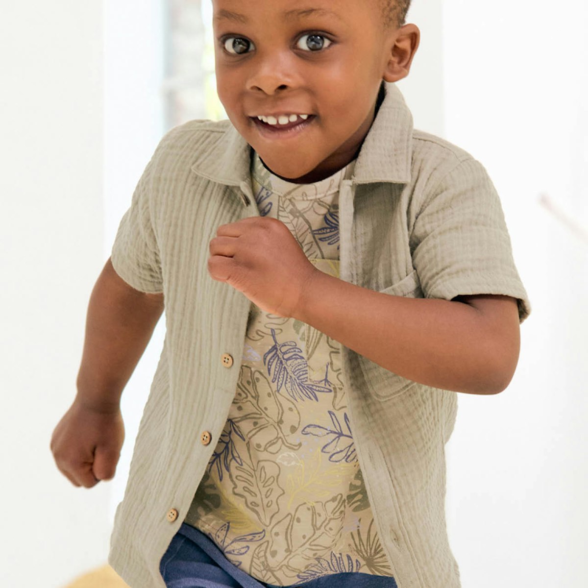 Leichtes Musselin Hemd kurzarm khaki 74/80