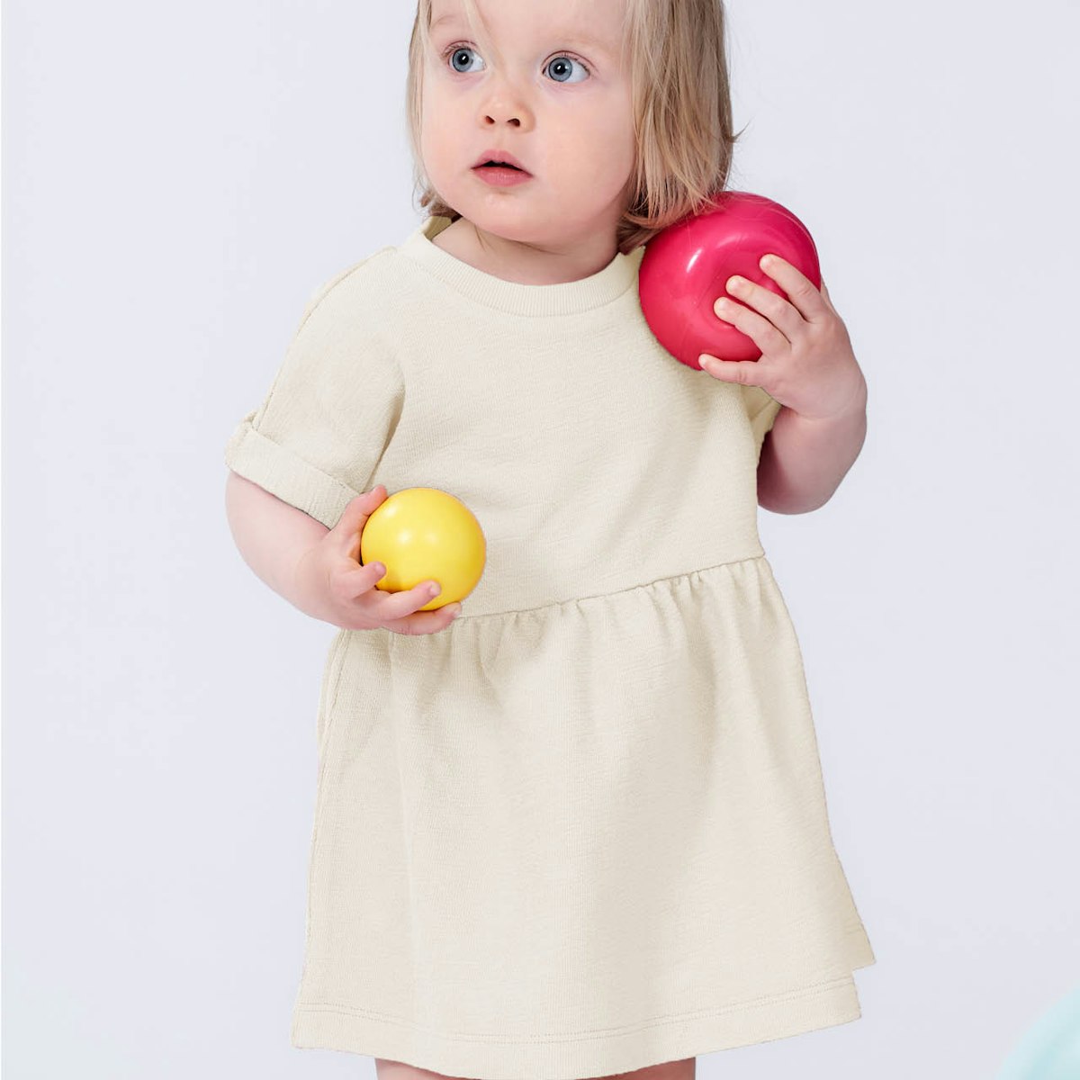 Leichtes Sommer-Sweat Babykleid creme-weiß 62/68