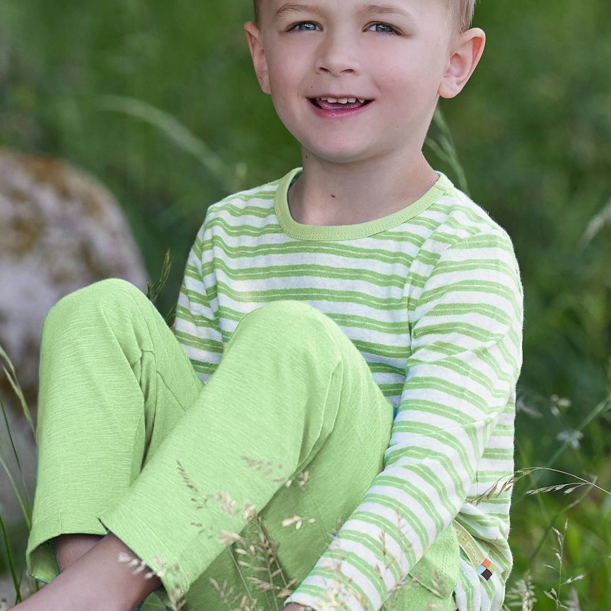 Luftiges Leinen Shirt langarm hellgrün geringelt 110/116
