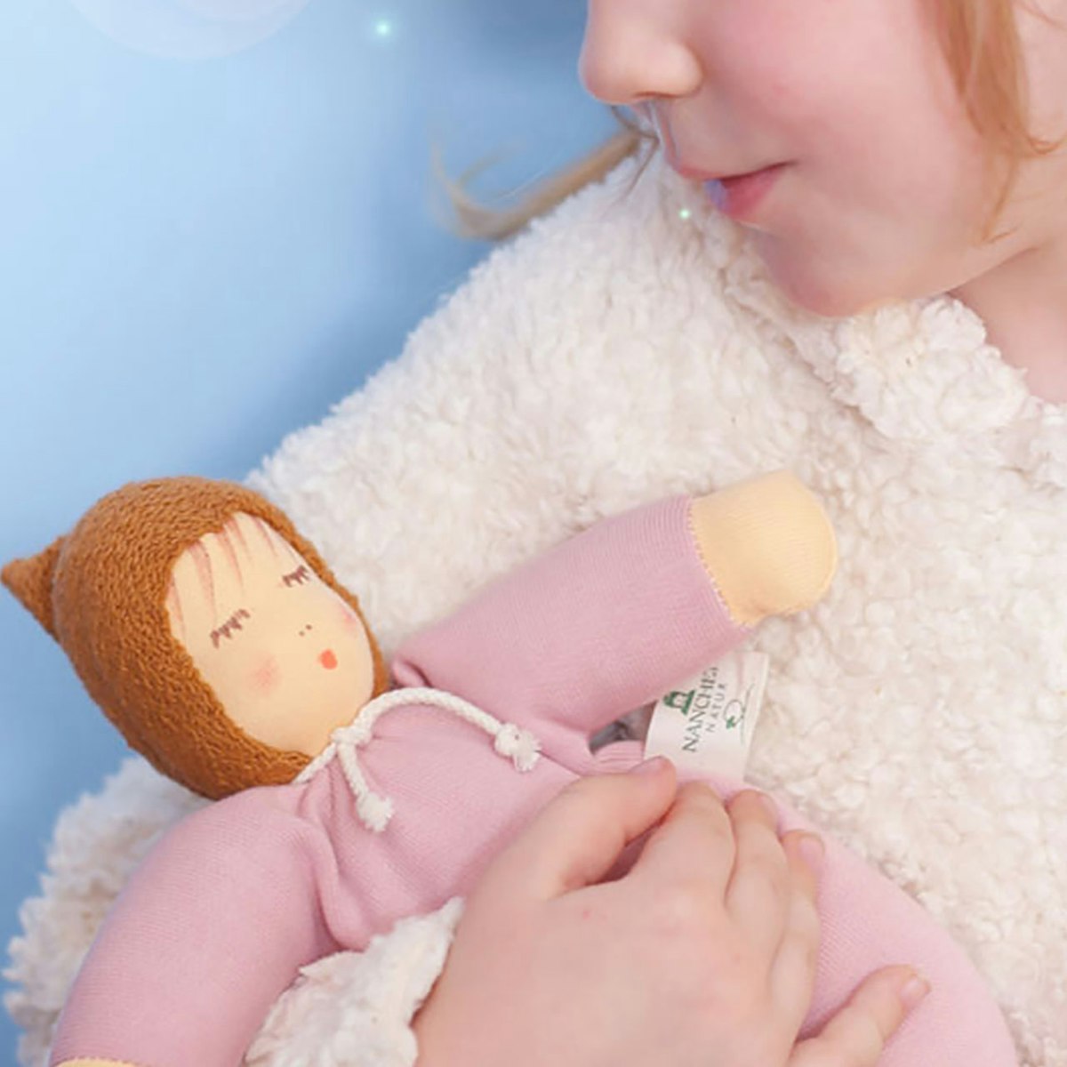 Nanchen Walnussbaby Puppe – hellrosa