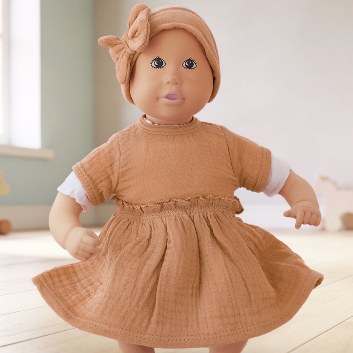 Puppenkleid 28-35cm mit Haarband karamell, Bio-Baumwolle