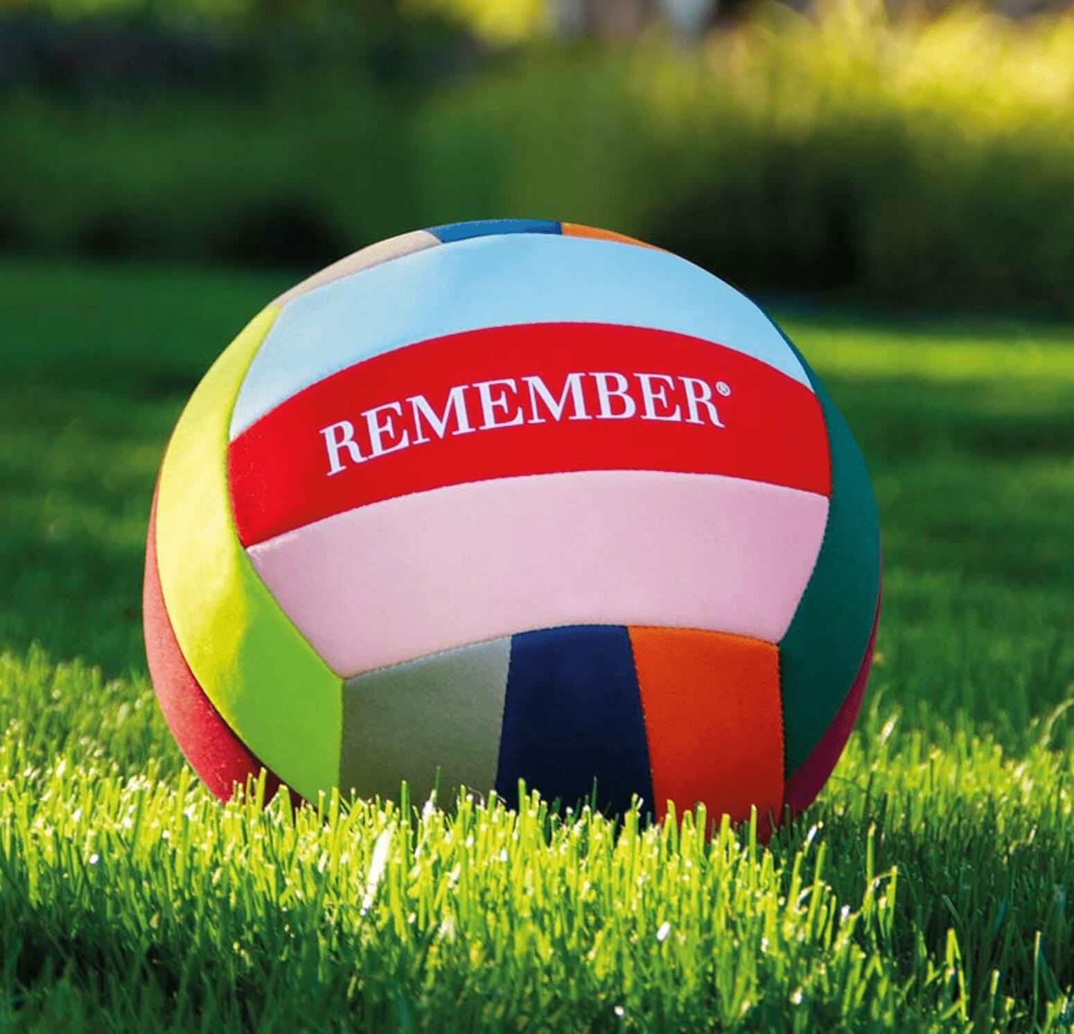 Remember - Ball / Neopren / bunte Streifen