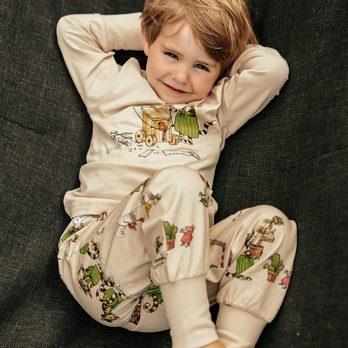 Schlafanzug Pettersson & Findus beige 2 Teile 122/128