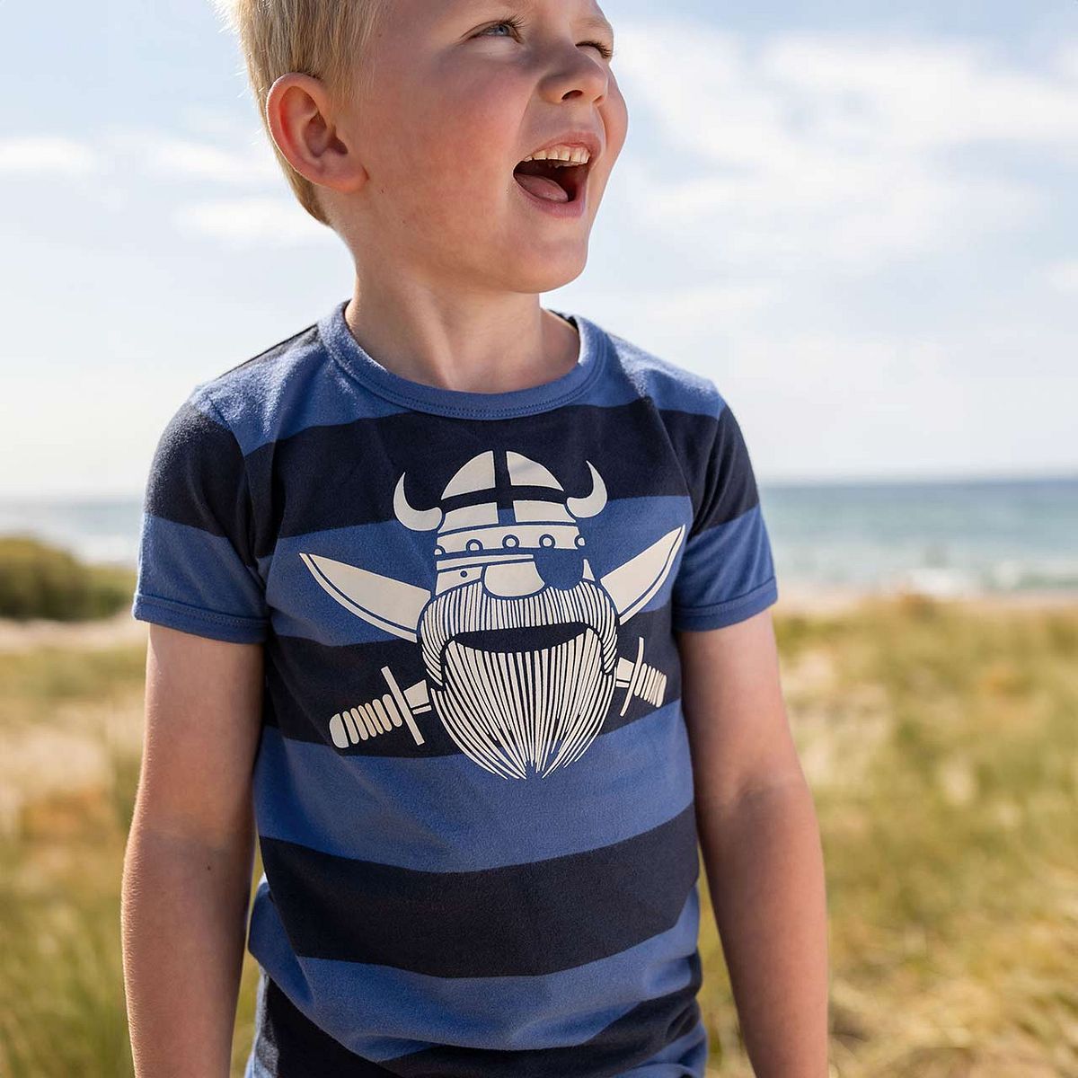 Shirt kurzarm Wikinger Streifen blau 140