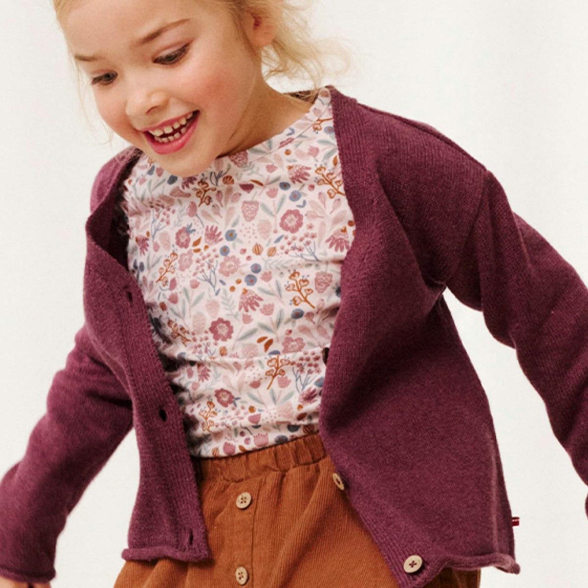 Softe Strickjacke beere 134/140