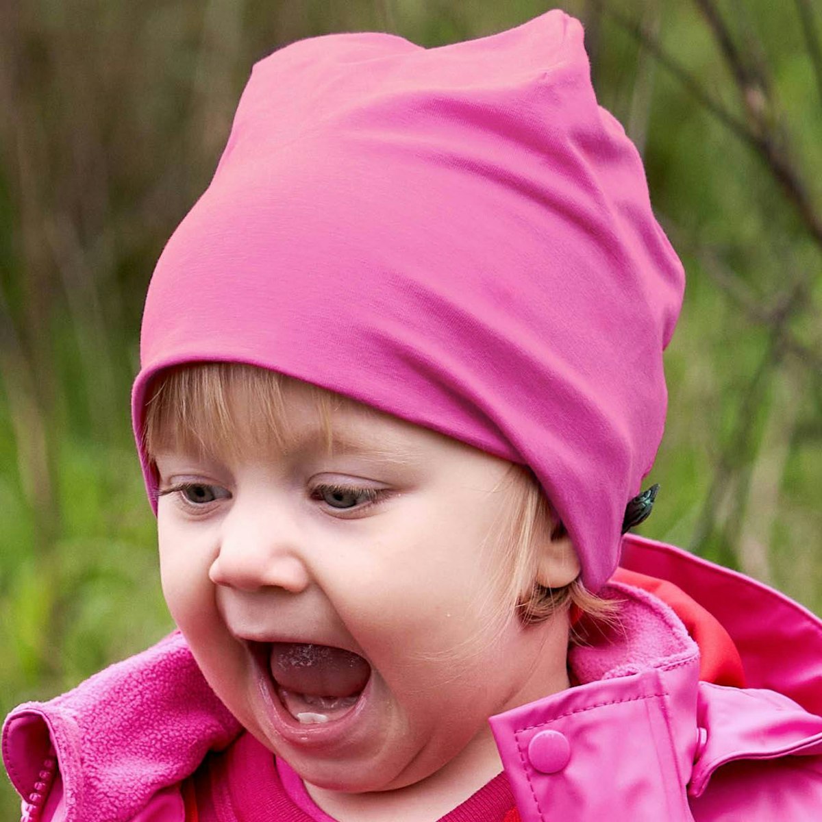 Softe dehnbare Beanie fuchsia 116/122