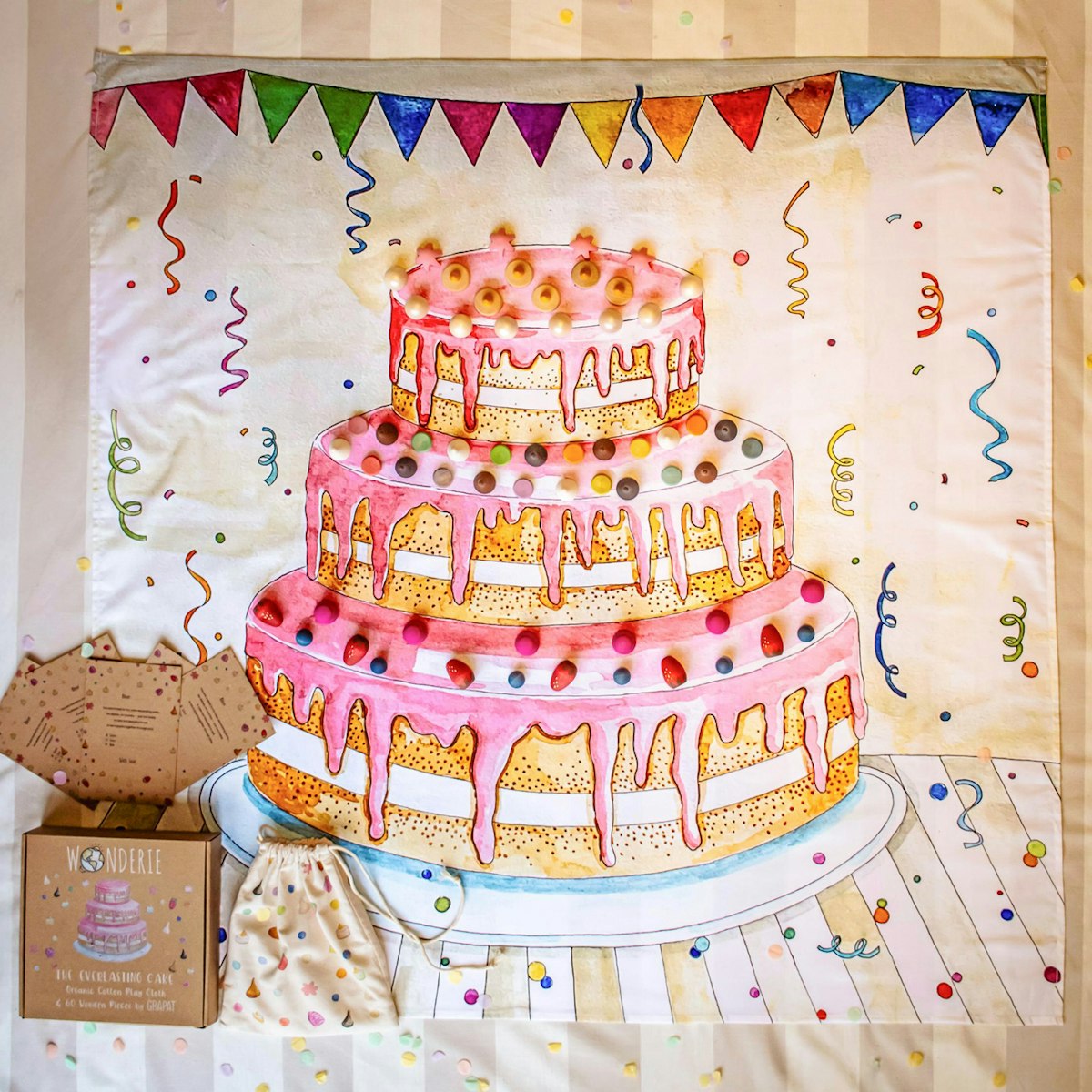 Spieltuch Bio-Baumwolle Kuchen + 60 handgefertigte Grapat-Holzteile