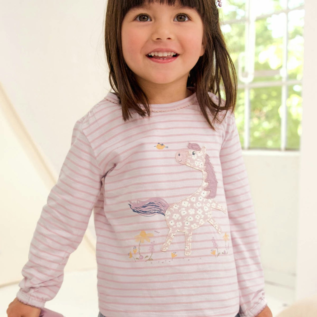 Süßes Langarmshirt Einhorn rosa gestreift 98/104