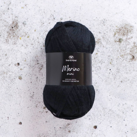 Svarta Fåret Merino Mini Garn 101 Schwarz von Svarta Fåret