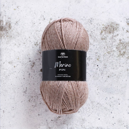 Svarta Fåret Merino Mini Garn 106 Reine Küste von Svarta Fåret