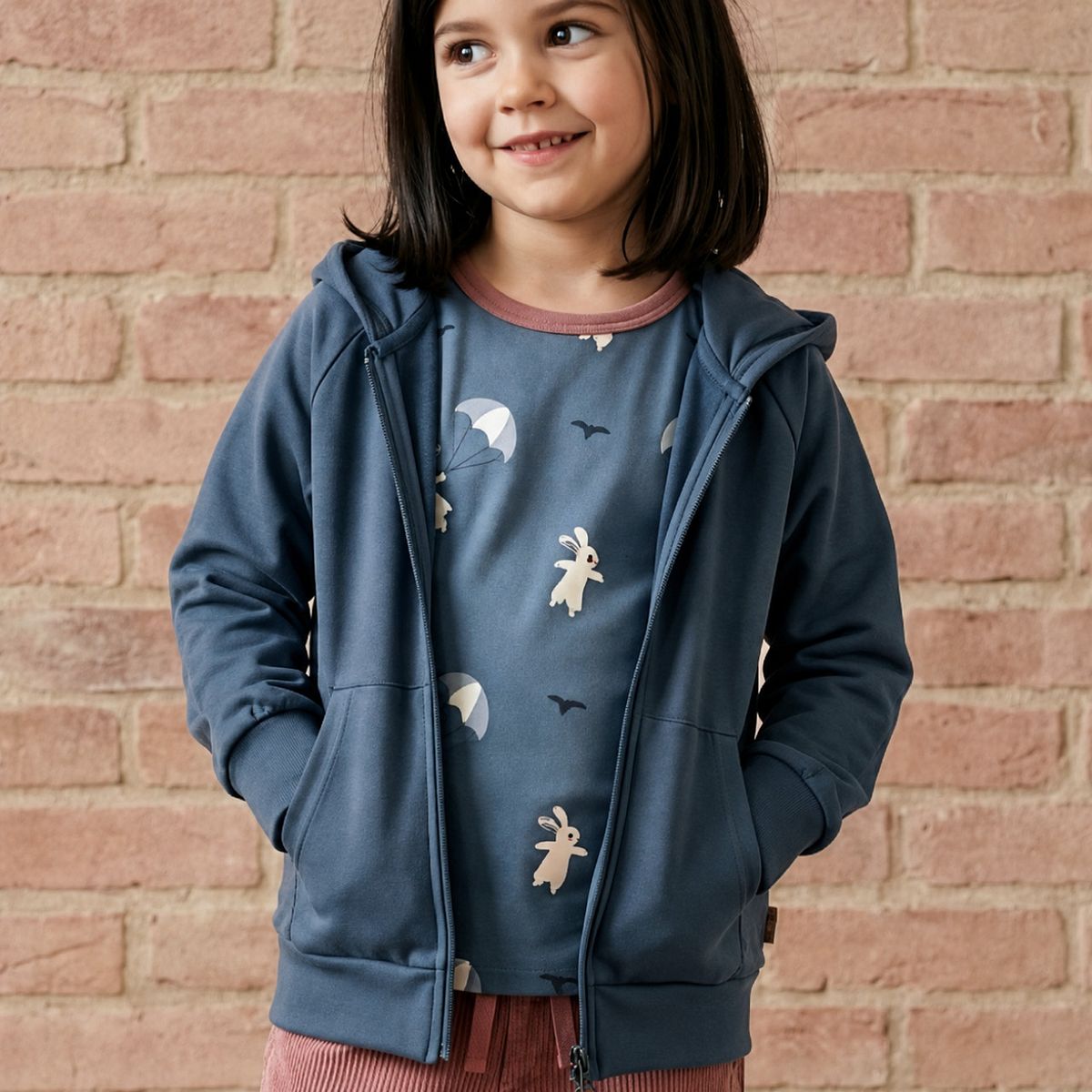 Sweatjacke mit Kapuze dunkelblau 134/140