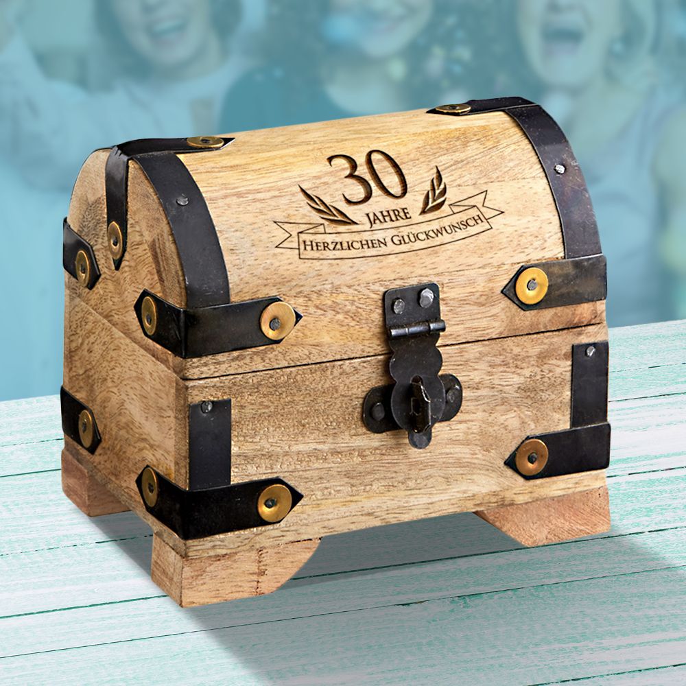Mini Geld Schatztruhe zum 30. Geburtstag Mini Geld Schatztruhe zum 30. Geburtstag von Monsterzeug