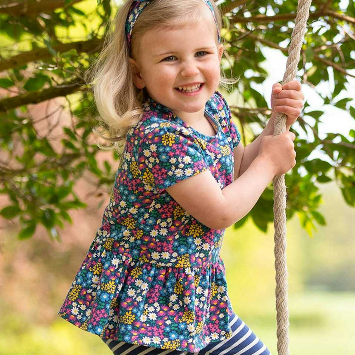Tunika kurzarm Blumen navy 98