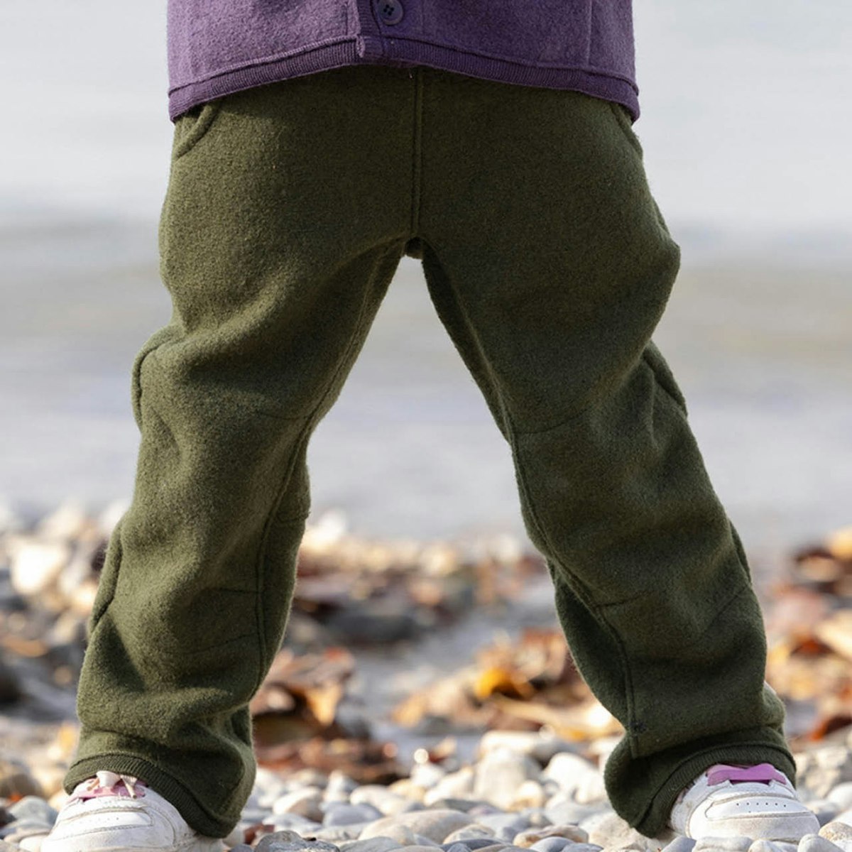 Warme Walkhose Wolle oliv 134/140