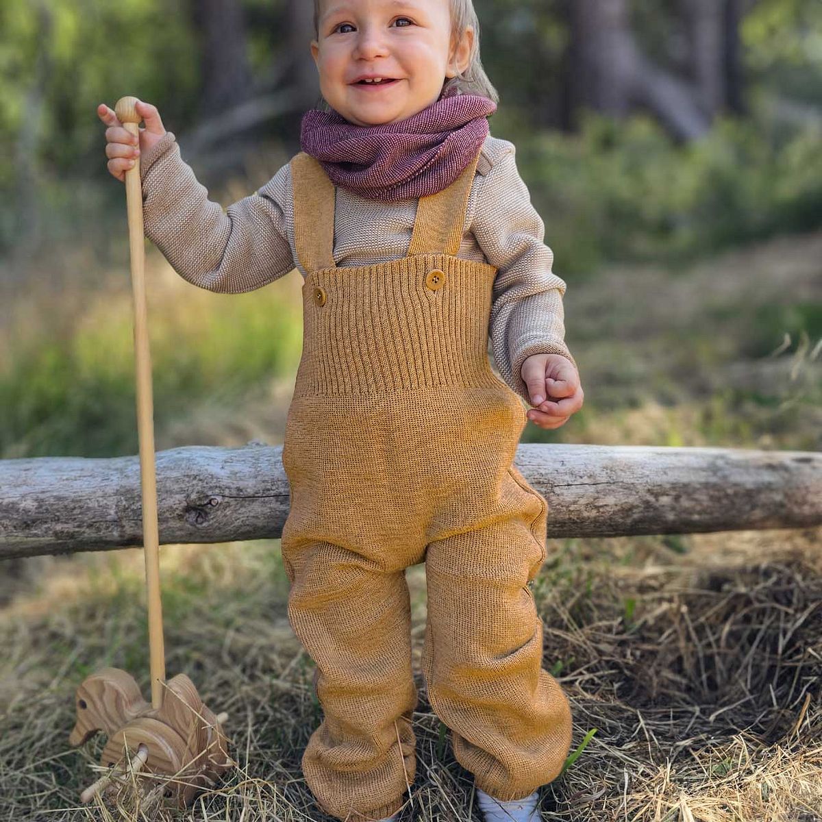 Warme hochwertige Trägerhose karamell-braun 86/92
