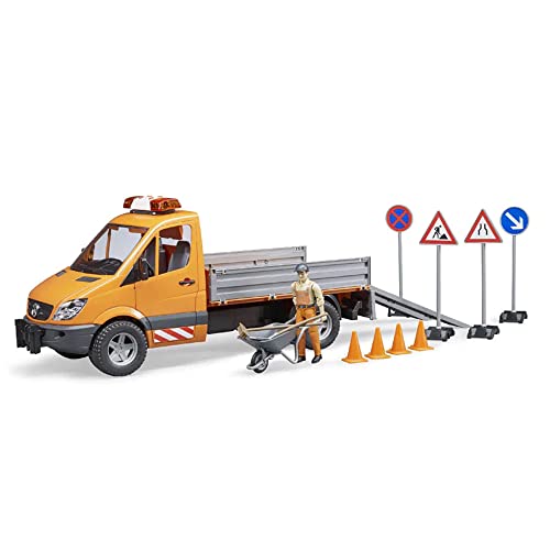 bruder 02677 - Mercedes-Benz Sprinter Kommunal mit Light & Sound Modul Fahrer & Zubehör Baustellen-Fahrzeug Bauarbeiter Transporter Tieflader LKW 1:16 von bruder