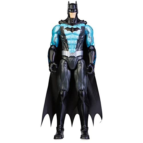 dc comics Batman | Batman-Figur in Skala 30 cm mit Rüstung Tech Hellblau und Originaldekorationen, Umhang und 11 Gelenkpunkten - Spielzeug für Kinder und Mädchen ab 3 Jahren dc comics Batman | Batman-Figur in Skala 30 cm mit Rüstung Tech Hellblau und Originaldekorationen, Umhang und 11 Gelenkpunkten - Spielzeug für Kinder und Mädchen ab 3 Jahren von DC Comics