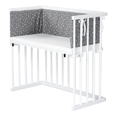 dreamgood Beistellbett Buche weiß lackiert / Matratze Prime Air / Nestchen, diamantgrau meliert Sterne weiß dreamgood Beistellbett Buche weiß lackiert / Matratze Prime Air / Nestchen, diamantgrau meliert Sterne weiß von dreamgood