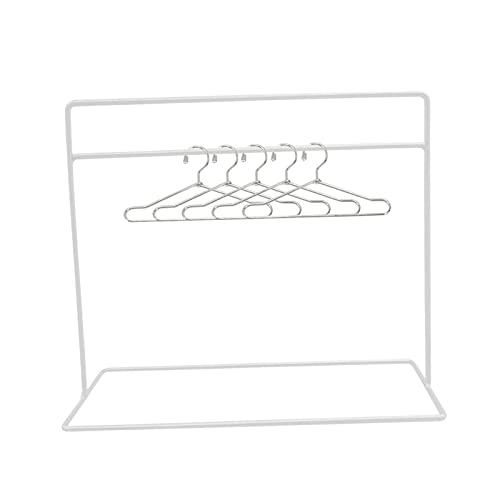1/6 Puppenhaus-Kleiderständer mit 5 Kleiderbügeln Miniatur-Kleiderständer Halter Puppenkleid-Display für Wohnzimmer - Weiß von getuse