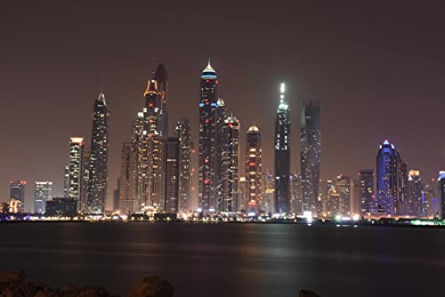 HANSEPUZZLE 12369 - Dubai bei Nacht Puzzle 2000 Teile | Gebäude Puzzle mit hochwertiger Puzzle Aufbewahrung: Kartonbox und Wieder verschließbarem Beutel | Puzzle-Maße: 90 x 60 cm von hansepuzzle