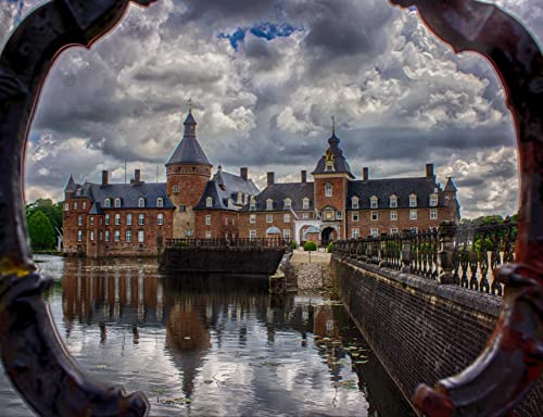 HANSEPUZZLE 32055 - Schloss Anholt Puzzle 1000 Teile | Gebäude Puzzle mit hochwertiger Puzzle Aufbewahrung: Kartonbox und Wieder verschließbarem Beutel | Puzzle-Maße: 60 x 46 cm von hansepuzzle