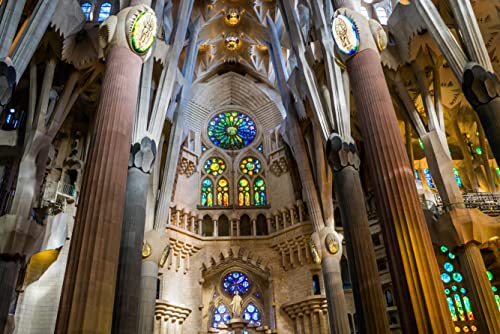 hansepuzzle 13939 - Sagrada Familia Puzzle 2000 Teile | Religion Puzzle mit hochwertiger Puzzle Aufbewahrung: Kartonbox und Wieder verschließbarem Beutel | Puzzle-Maße: 90 x 60 cm von hansepuzzle