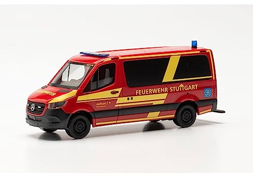 herpa 097345 Mercedes-Benz Modellauto Sprinter '18 Bus Flachdach Branddirektion Stuttgart, Miniatur im Maßstab 1:87, Sammlerstück, Made in Germany, Modell aus Kunststoff Miniaturmodell von herpa