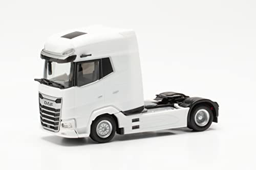 herpa 316033 DAF XG Zugmaschine, originalgetreu im Maßstab 1:87, Diorama, Modellbau Sammlerstück, Made in Germany, Deko, LKW-Modell aus Kunststoff Miniaturmodell, weiß von herpa