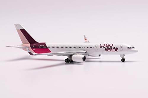 herpa 534598 Cabo Verde Airlines Boeing 757-200-Island of Santiago Colors – D4-CCG Baía de Tarrafal, Mehrfarbig von herpa