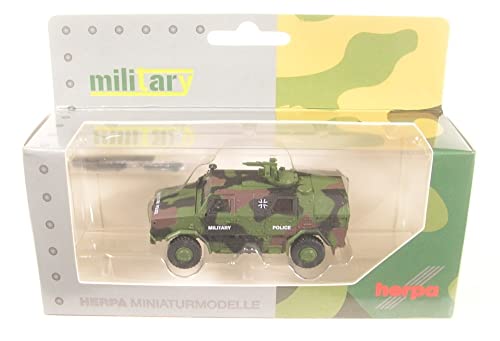 herpa 746700 Other License ATF Dingo 2 „Bundeswehr Feldjäger“ (Flecktarn) in Miniatur zum Basteln Sammeln und als Geschenk von herpa