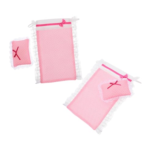 ibasenice 2 Sätze Dollhouse Bettwäsche Set Teiliges Puppenbett Zubehör mit Kissen und Decke Charmante Designs für Puppenhaus Schlafzimmer für Verschiedene Puppenbettgrößen und Gemütlich ibasenice 2 Sätze Dollhouse Bettwäsche Set Teiliges Puppenbett Zubehör mit Kissen und Decke Charmante Designs für Puppenhaus Schlafzimmer für Verschiedene Puppenbettgrößen und Gemütlich von ibasenice