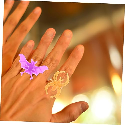ibasenice 60 Stück Teiliges Halloween Kunststoff Finger Ring mit Fledermaus Spinne und Bunte Partydeko und Fingerschmuck für Jugendliche und Erwachsene ibasenice 60 Stück Teiliges Halloween Kunststoff Finger Ring mit Fledermaus Spinne und Bunte Partydeko und Fingerschmuck für Jugendliche und Erwachsene von ibasenice