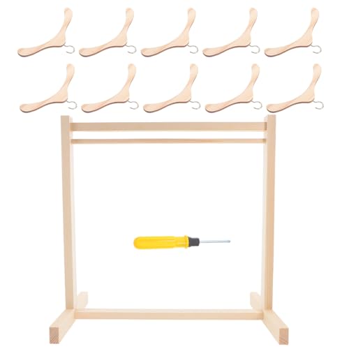 ifundom 1 Satz Holz Puppenbekleidungsregal Miniatur Puppen Kleiderständer mit Bügel für Puppenhaus Zubehör zur Stilvollen Präsentation von Prinzessinnenkleidern und Outfits ifundom 1 Satz Holz Puppenbekleidungsregal Miniatur Puppen Kleiderständer mit Bügel für Puppenhaus Zubehör zur Stilvollen Präsentation von Prinzessinnenkleidern und Outfits von ifundom