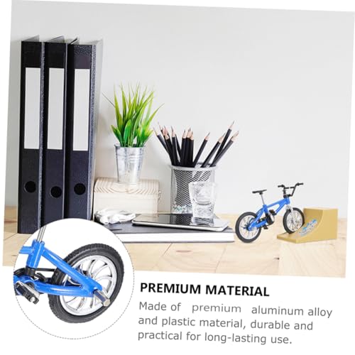 ifundom 2 Sätze Finger Skateboard Mini Stabiles Kunststoff Aluminium Realistische Formen Bunte Farben Mini Desktop Competition Game Fingersport für Sammler von ifundom