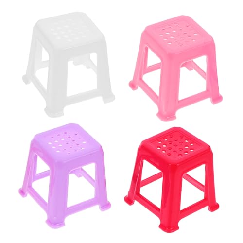 iplusmile 4 Stück Mini-Stuhlmodell Miniaturmöbel für Puppenstuben Miniatur-Bank Vintage Puppenhausmöbel Puppenhaus Zubehör Farbige Mini Stühle Miniaturmodellmöbel kleiner Hocker Plastik von iplusmile