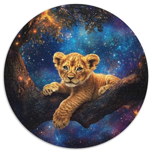 Puzzle 1000pcs (67.5x67.5cm) Erwachsene Löwenjunges auf einem AST-Kosmischer Hintergrund Damen Herren Holzbrett Präzisions-Interlocking von kaiyun