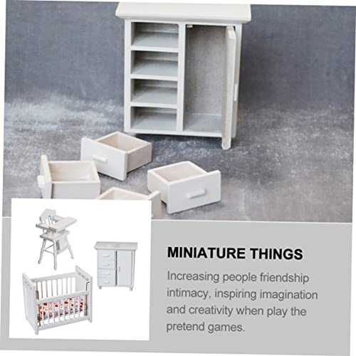minkissy Miniatur Holzmöbel Teilig Puppenhaus Schlafzimmer Möbel für Realistische Miniatur Betten Schrank und Stuhl Fördert Kreativität und Soziales minkissy Miniatur Holzmöbel Teilig Puppenhaus Schlafzimmer Möbel für Realistische Miniatur Betten Schrank und Stuhl Fördert Kreativität und Soziales von minkissy