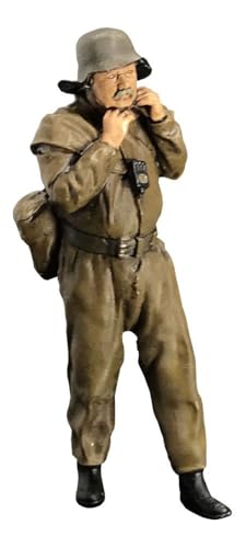 Feuerwehrmann DDR Helm zu, Modellbahnfigur handbemalt, Spur 0 (Null), 1:45 von modellbahn-exklusiv