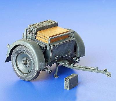 Sd. Anh. 33 Munitionsanhänger für Nebelwerfer Sd. Anh. 33 Munitionsanhänger für Nebelwerfer von plusmodel