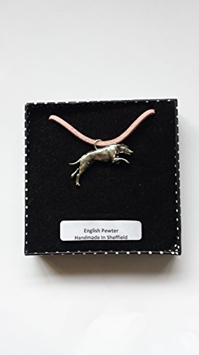 D19 Windhund feines englisches Zinn 3d Anhänger auf einem rosa Schnur Halskette handgefertigt 41 cm & verstellbar mit Stolz In Details D19 Windhund feines englisches Zinn 3d Anhänger auf einem rosa Schnur Halskette handgefertigt 41 cm & verstellbar mit Stolz In Details von prideindetails